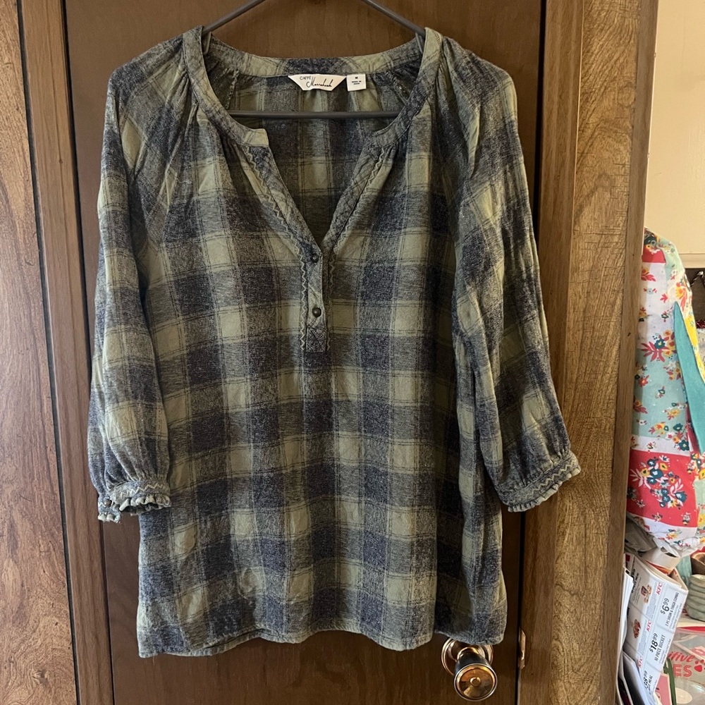 Green and Gray Relaxed 3/4 Sleeve Blouse